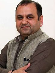 महेश गिरि