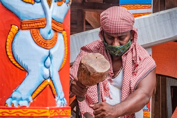 ଜଗତକୁ ଦର୍ଶନ ଦେବ ଭାବବିନୋଦିଆ : ଏହିପରି ଭାବରେ ସଜେଇ ହେଉଛି ରଥ