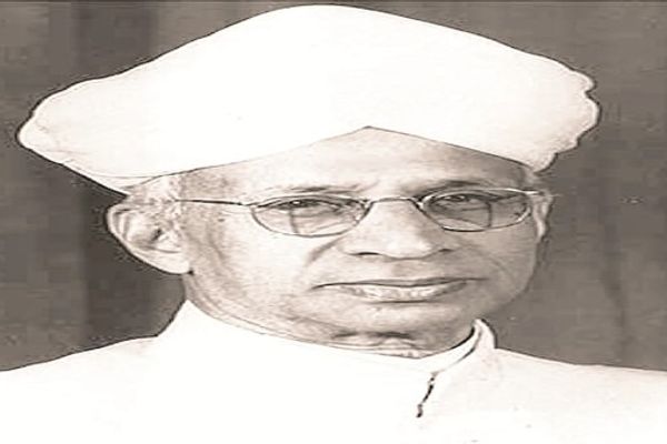 ସ୍ୱାଧୀନତା ପରଠାରୁ ଭାରତର ଉପରାଷ୍ଟ୍ରପତିଙ୍କ ତାଲିକା