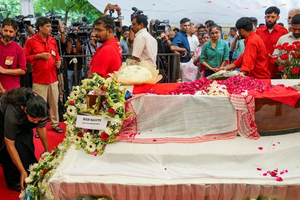 ಸಿಪಿಐಎಂ ನಾಯಕ ಸೀತಾರಾಮ್ ಯೆಚೂರಿ ಅಂತಿಮ ಪಯಣ