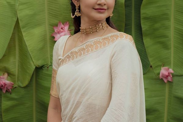 பாளையத்து அம்மன் பட நடிகையை நியாபகம் இருக்கா? 45 வயதில் இப்போ எப்படி இருக்காங்கனு பாருங்க!