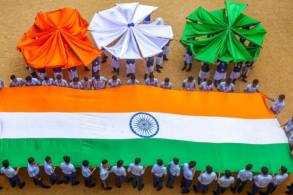 Independence Day: ದೇಶದೆಲ್ಲೆಡೆ ಸ್ವಾತಂತ್ರ್ಯ ದಿನಾಚರಣೆಯ ಪೂರ್ವಾಭ್ಯಾಸ ಹೇಗಿದೆ ನೋಡಿ....