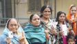 ভোটারদের সুবিধায় নতুন ব্যবস্থা! ভোট দিতে গেলে মানতে হবে নিয়ম, কী কী নথি লাগবে? বুথের বাইরে তালিকা টাঙাবে কমিশন