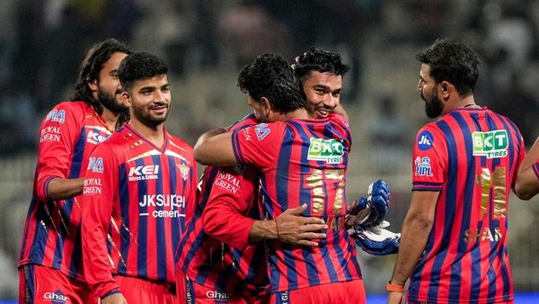 অবিশ্বাস্য ব্যাটিং মুকুল চৌধুরীর! লখনৌয়ের কাছে জেতা ম্যাচ হেরে জয়ের খাতাই খুলতে পারল না কেকেআর