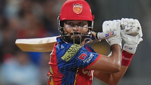 দুরন্ত আইয়ার, প্রভসিমরন, মুম্বইকে ৭ উইকেটে হারিয়ে ফের টেবল শীর্ষে পাঞ্জাব