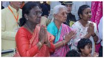 আধ্যাত্মিকতার ছোঁয়ায় রাষ্ট্রপতির সফর, বৃন্দাবনে প্রেমানন্দ মহারাজের আশ্রমে মানব কল্যাণের বার্তা