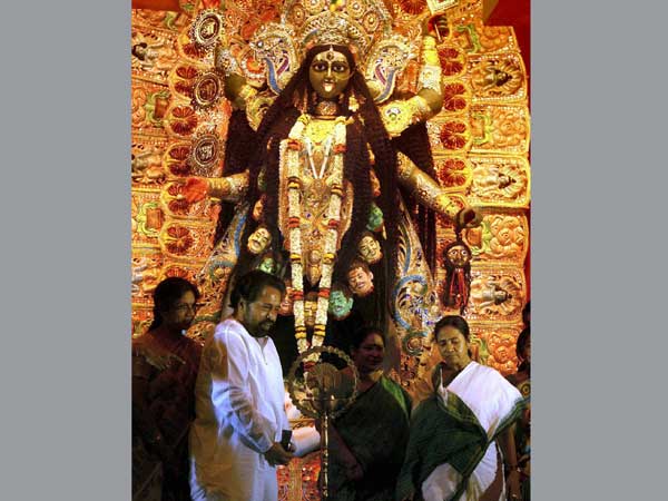 উদ্বোধনে মমতা