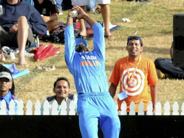 হ্যামিল্টনে গদিচ্যূতি হ্যামিল্টনে গদিচ্যূতি