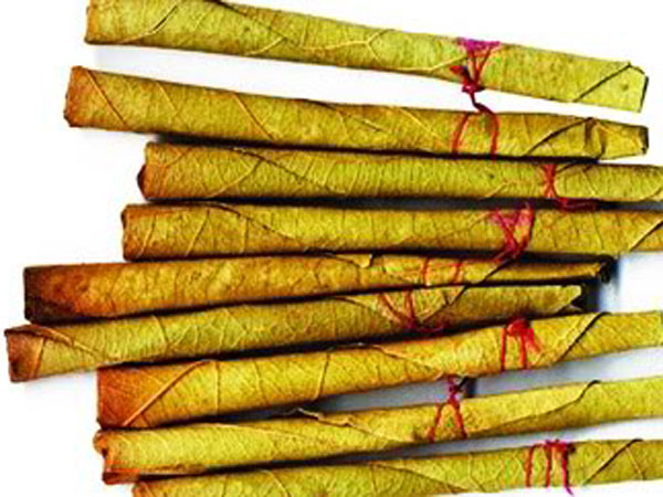 বিড়ির উপর নিষেধাজ্ঞা জারি করল মার্কিন যুক্তরাষ্ট্র বিড়ির উপর নিষেধাজ্ঞা জারি করল মার্কিন যুক্তরাষ্ট্র