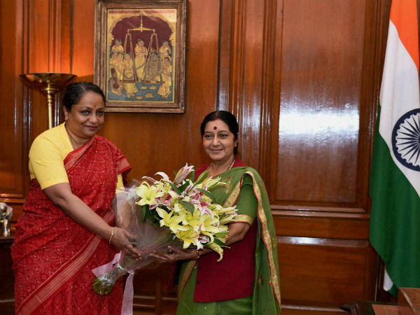 সুষমাকে স্বাগত সুজাতার সুষমাকে স্বাগত সুজাতার