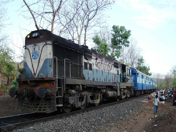 ট্রেন ট্রেন