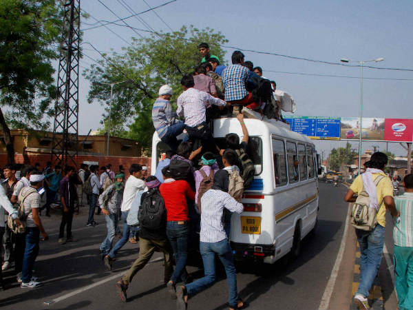 বাসেও জায়গা নেই