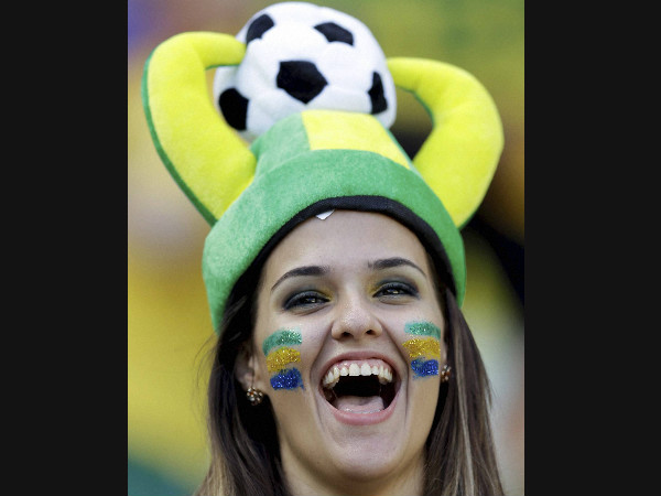 হাসিখুশি সুন্দরী