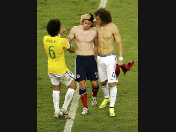 কাঁদে না বোকা ছেলে! 