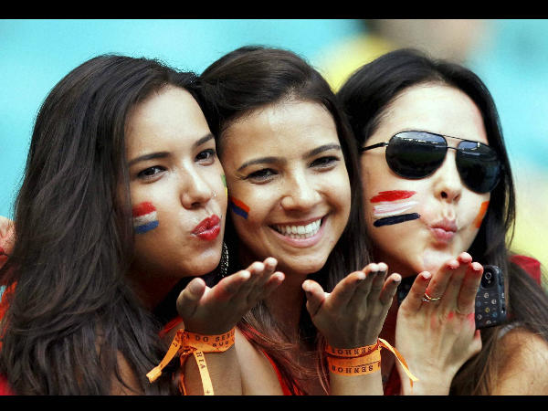 উড়ন্ত হামি উড়ন্ত হামি