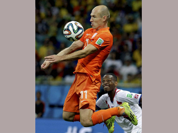 বুক দিয়ে আগলাই! বুক দিয়ে আগলাই!