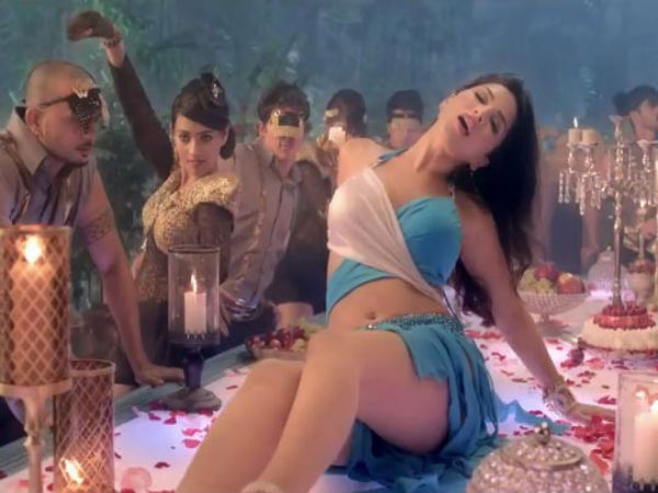 ৬ দিনে ইউ টিউবে 'বেবি ডল' সানি লিওনির 'পিঙ্ক লিপ' দেখলেন ১০ লক্ষ জনতা ৬ দিনে ইউ টিউবে 'বেবি ডল' সানি লিওনির 'পিঙ্ক লিপ' দেখলেন ১০ লক্ষ জনতা