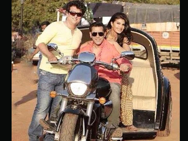 কিক ক্লিক কিক ক্লিক