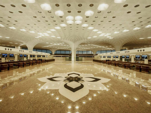 এবোলা প্রভাবিত লিবেরিয়া থেকে ফিরছেন ১১৪ ভারতীয়, দিল্লি-মুম্বই বিমানবন্দরে সতর্কতা-স্ক্রিনিং এবোলা প্রভাবিত লিবেরিয়া থেকে ফিরছেন ১১৪ ভারতীয়, দিল্লি-মুম্বই বিমানবন্দরে সতর্কতা-স্ক্রিনিং