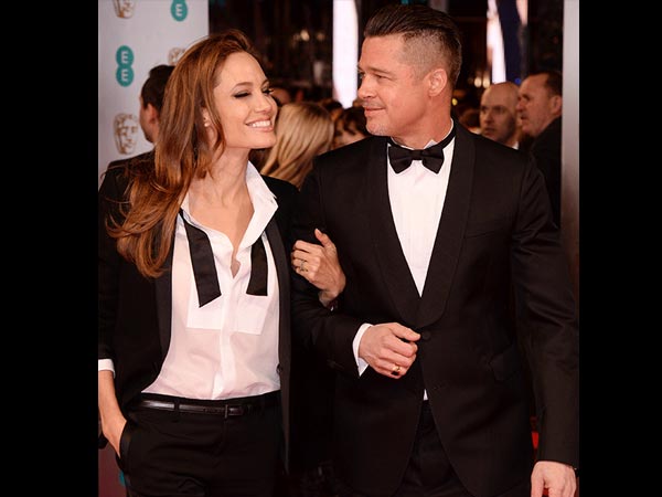 অভিনন্দন, অবশেষে বিবাহবন্ধনে আবদ্ধ হলেন ব্র্য়াঞ্জোলিনা! অভিনন্দন, অবশেষে বিবাহবন্ধনে আবদ্ধ হলেন ব্র্য়াঞ্জোলিনা!