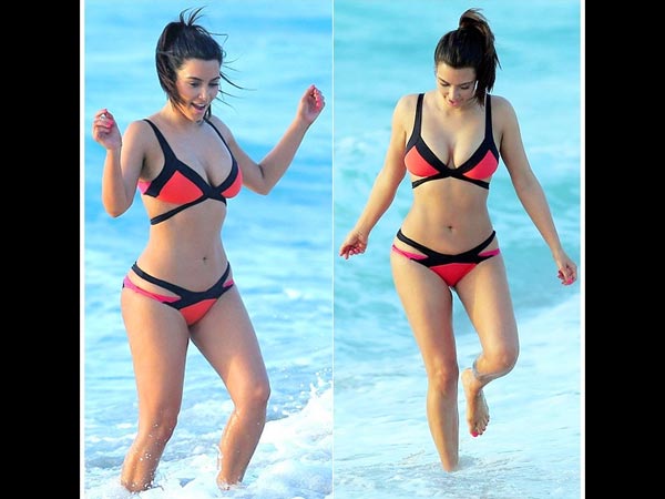 লাল কালো বিকিনি লাল কালো বিকিনি