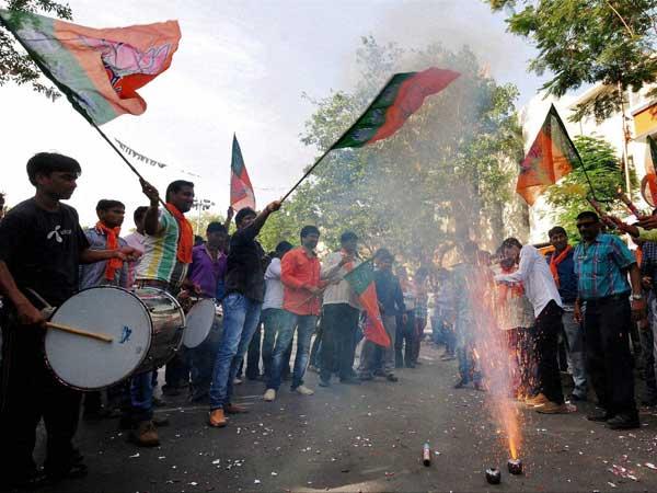 মহারাষ্ট্র বিধানসভা নির্বাচনে গত ২৪ বছরে বিজেপিই প্রথম দল যারা ১০০-র বেশি আসন পেল মহারাষ্ট্র বিধানসভা নির্বাচনে গত ২৪ বছরে বিজেপিই প্রথম দল যারা ১০০-র বেশি আসন পেল