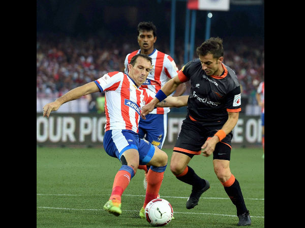 আইএসএল ২০১৪: এলিয়াসের দুরন্ত গোলে পয়েন্ট ভাগ দিল্লি-কলকাতায় আইএসএল ২০১৪: এলিয়াসের দুরন্ত গোলে পয়েন্ট ভাগ দিল্লি-কলকাতায়