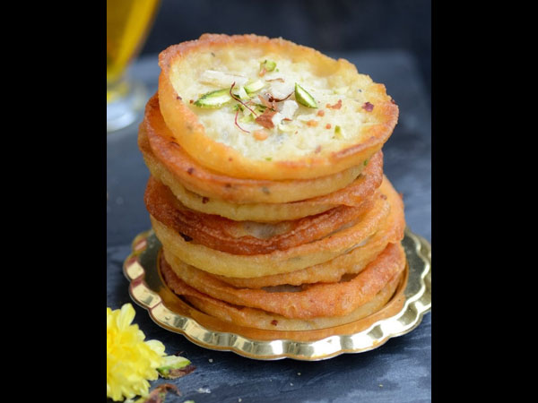 মাওয়া মালপোয়া... মাওয়া মালপোয়া...