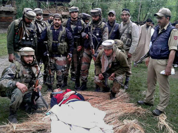 সেনা সেনা