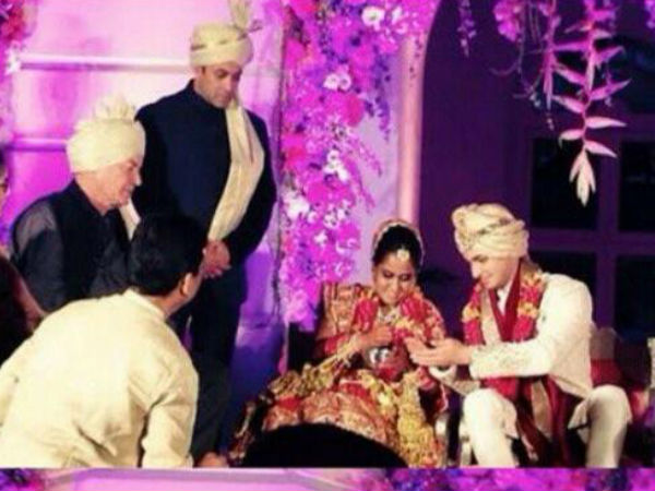 আংটি বদল 