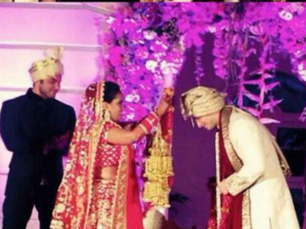 মালা বদল 