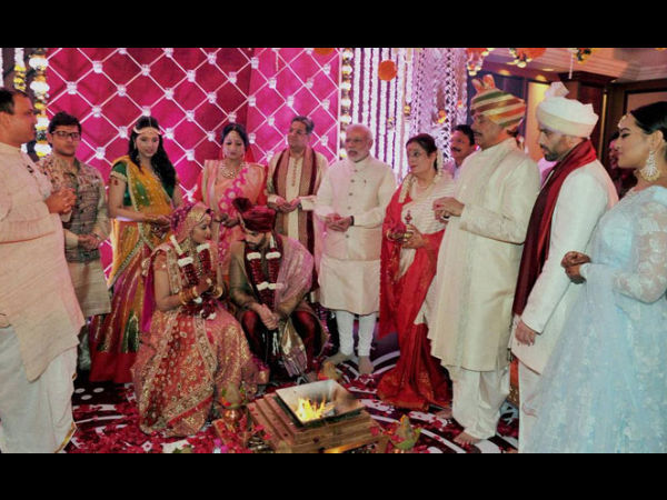 সপিরবারে সপিরবারে
