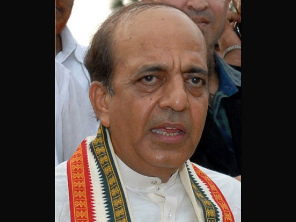 ব্যারাকপুরের দায়িত্বে দীনেশ ব্যারাকপুরের দায়িত্বে দীনেশ