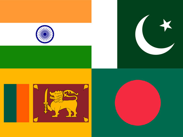 আয়োজক হিসেবে পাকিস্তানের সরে যাওয়ার ইঙ্গিত