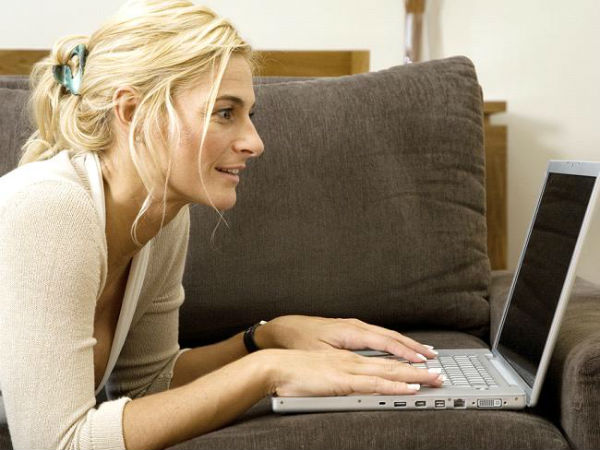 আপনি কি জানেন বিষণ্ণতার অন্যতম কারণ ফেসবুক, মুরগীর মাংস ?