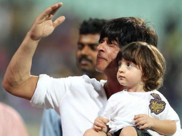 একসঙ্গে পিতা-পুত্র