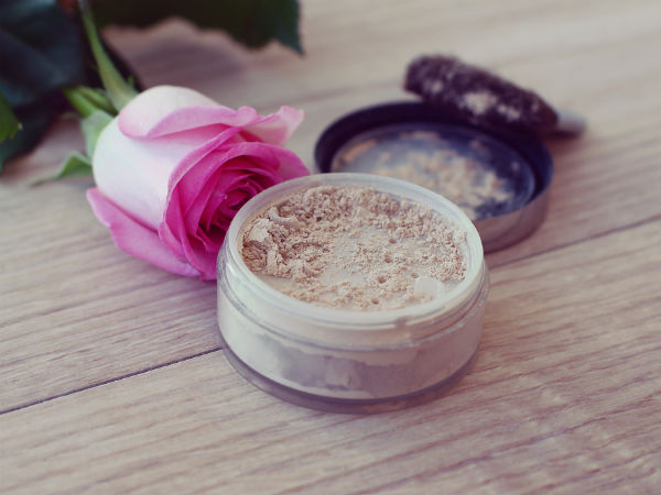 প্রসাধনী