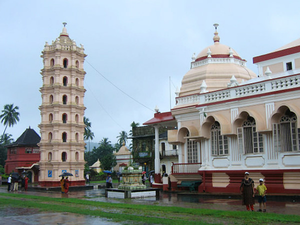 মঙ্গেশী টেম্পল মঙ্গেশী টেম্পল
