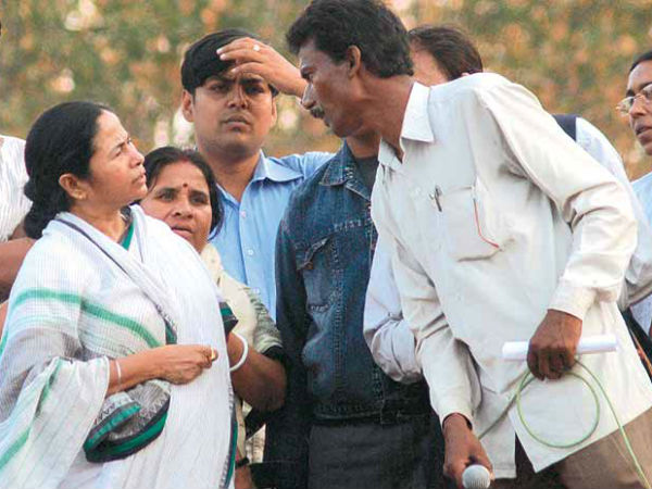 জঙ্গলমহলের স্বপ্ন পূরণের চেষ্টায় জঙ্গলমহলের স্বপ্ন পূরণের চেষ্টায়