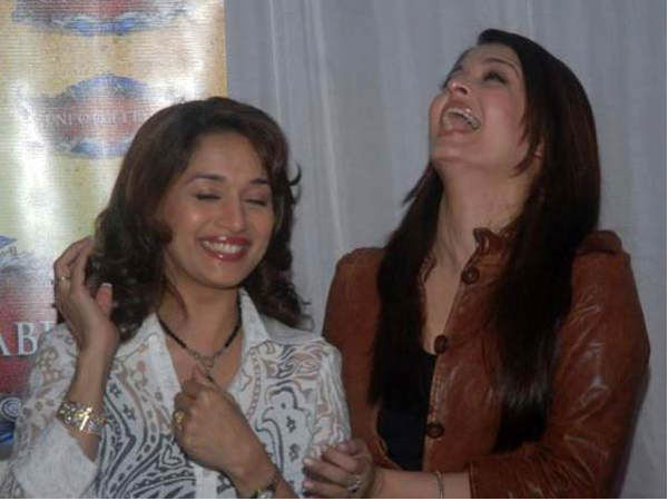 ডোলা রে ডোলা ডোলা রে ডোলা