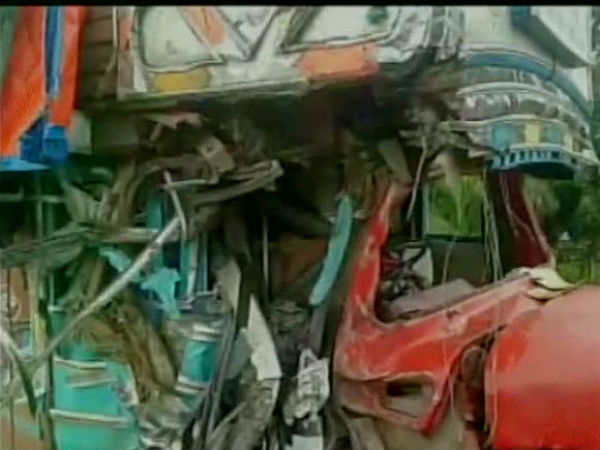 পথদুর্ঘটনা ৩ পথদুর্ঘটনা ৩