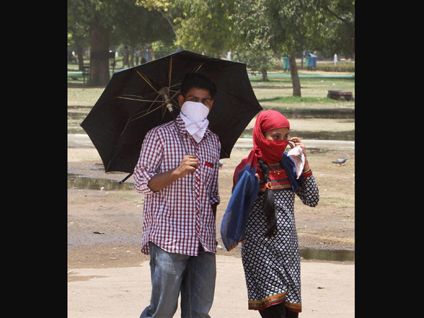 গ্রীষ্মের দাবদাহ