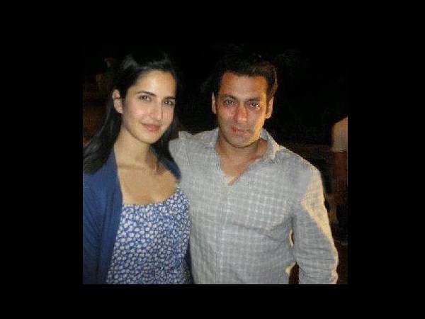 মধুর সময় : তখন প্রেমপর্ব চলছে চুটিয়ে মধুর সময় : তখন প্রেমপর্ব চলছে চুটিয়ে