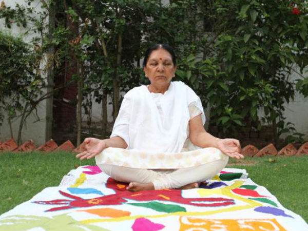 আনন্দীবেন পটেল 