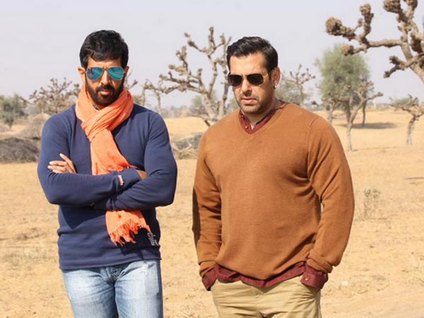 ফের আইনি গেরোয় সলমন