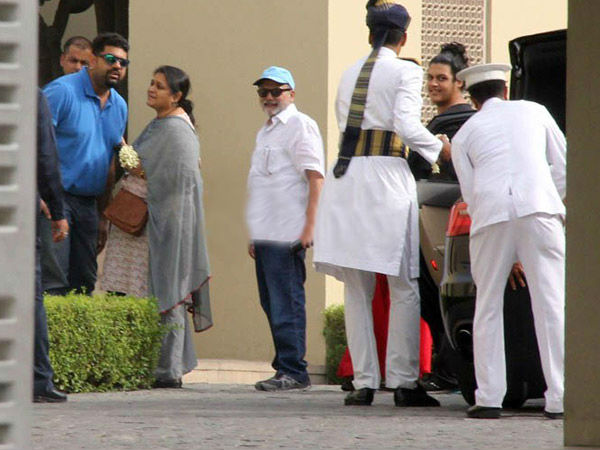 শাহিদের মা-বাবা