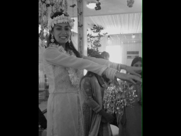 মীরা মীরা