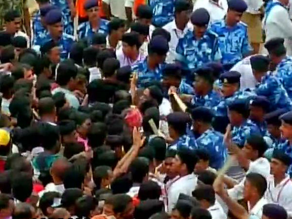 আধা সামরিক বাহিনী