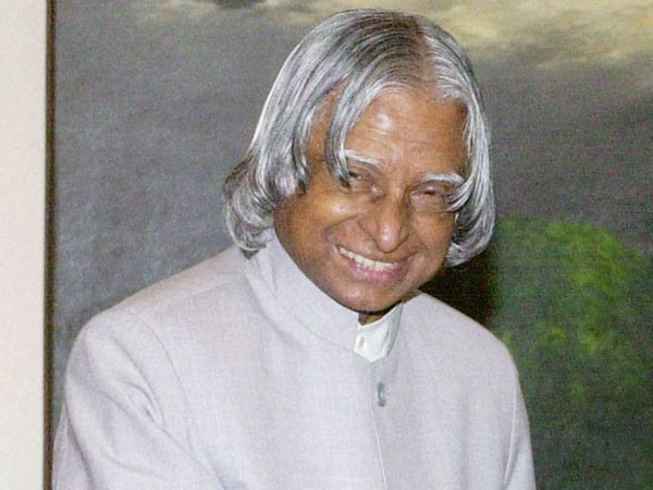 'মিসাইল ম্যান'-এর সংক্ষিপ্ত জীবনপঞ্জী 'মিসাইল ম্যান'-এর সংক্ষিপ্ত জীবনপঞ্জী