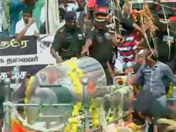 বিদায়বেলায় বিদায়বেলায়
